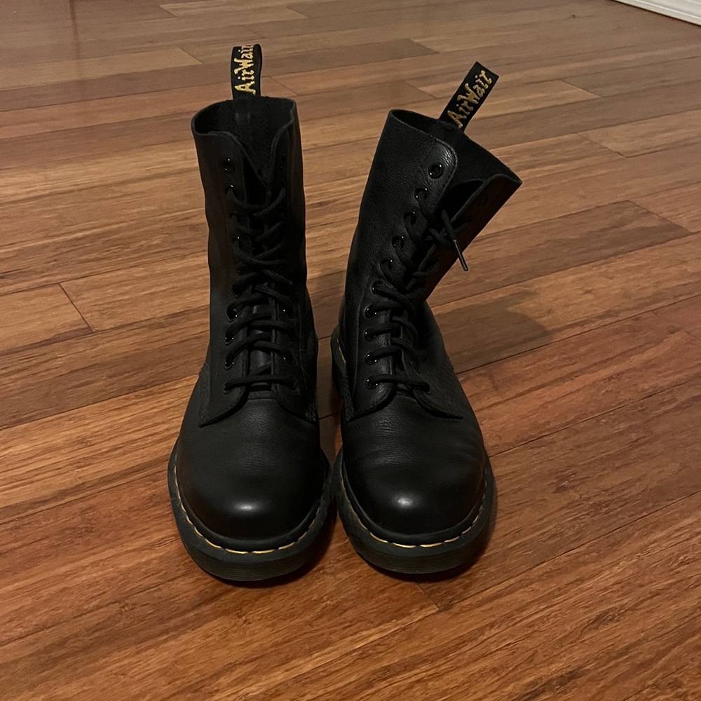 Dr. Marten’s 1490 Lace-Up Boots